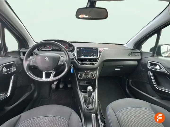 Peugeot 208 2018, foto 11