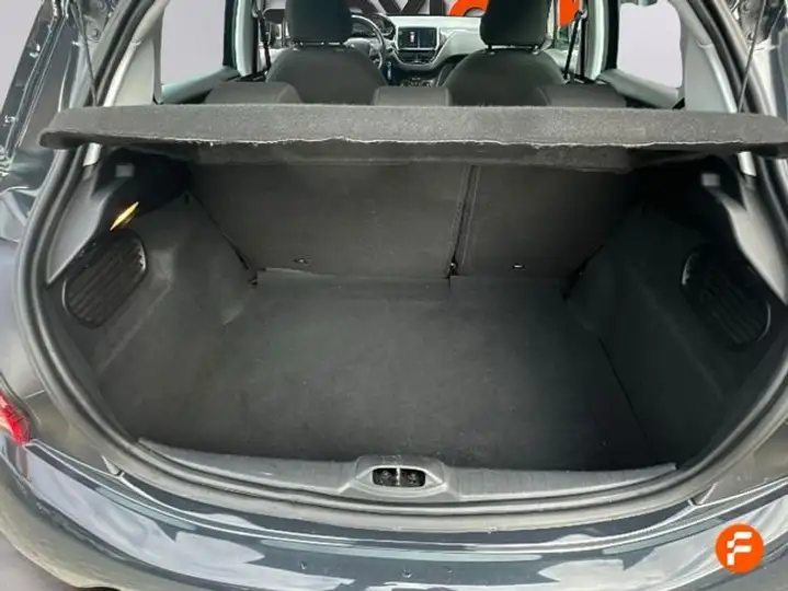 Peugeot 208 2018, foto 10