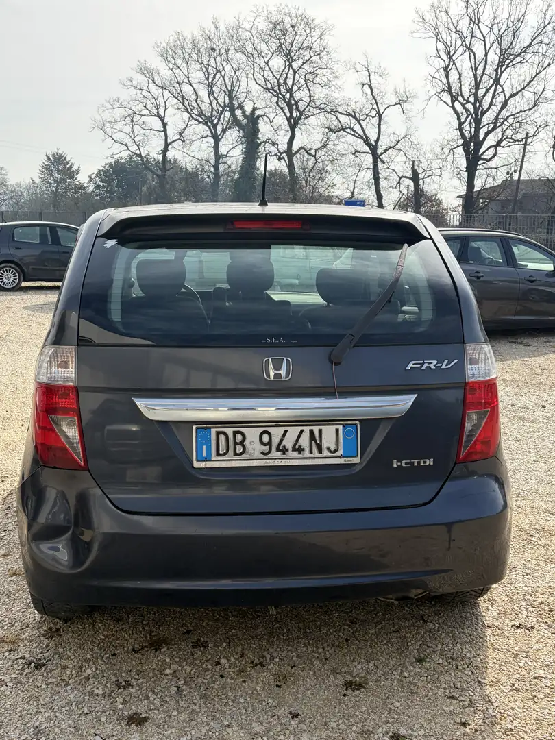 Honda FR-V 2.2i ctdi Executive Leather - 2