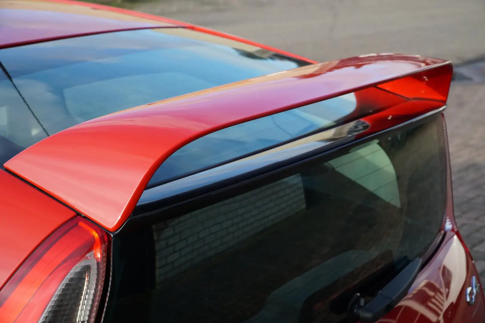 Citroen C4 Coupé 1.6 VTi by Loeb 1STE EIGENAAR Rood - 2