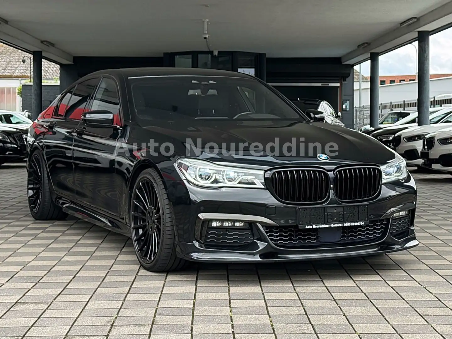BMW 740 d xDrive M-Sport*M-Paket*Top Ausstattung*2.Hd Noir - 1
