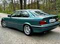 BMW 320 320i Зелёный - thumbnail 2