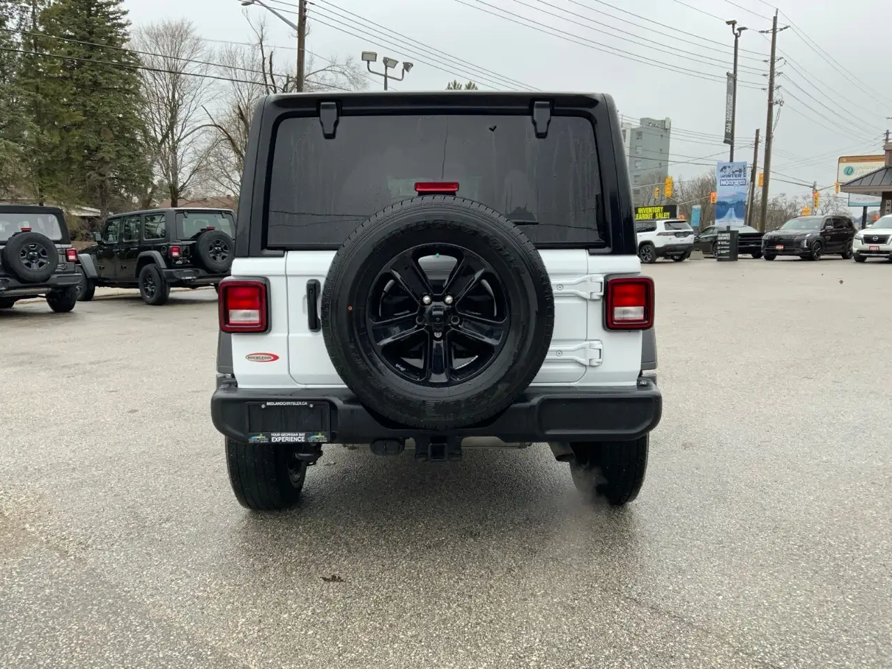 Jeep Wrangler снимка Jeep Wrangler