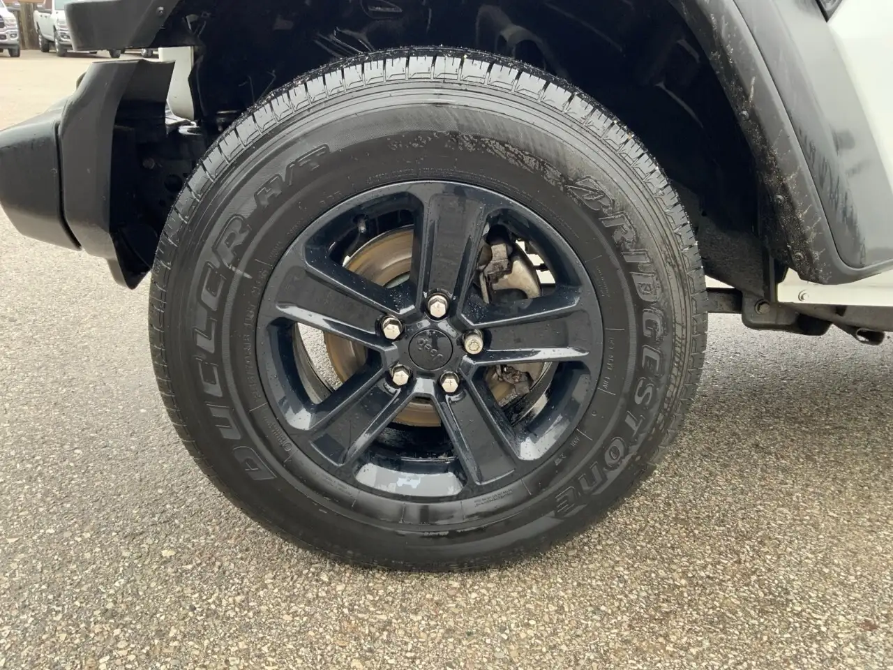 Jeep Wrangler снимка Jeep Wrangler