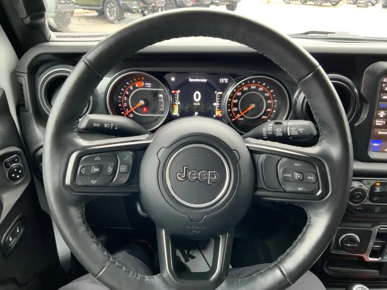 Jeep Wrangler снимка Jeep Wrangler