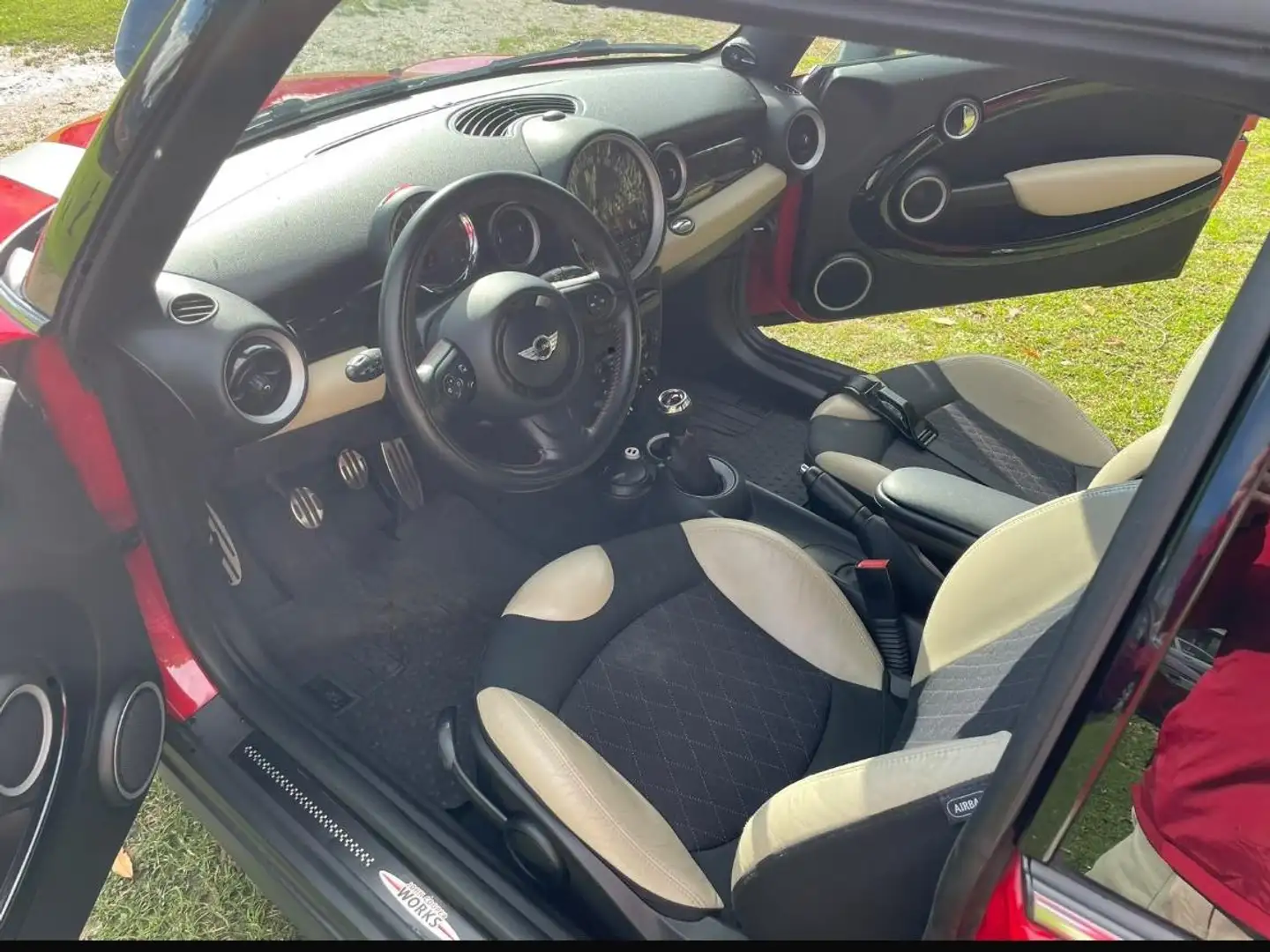 MINI John Cooper Works Clubman Rojo - 2