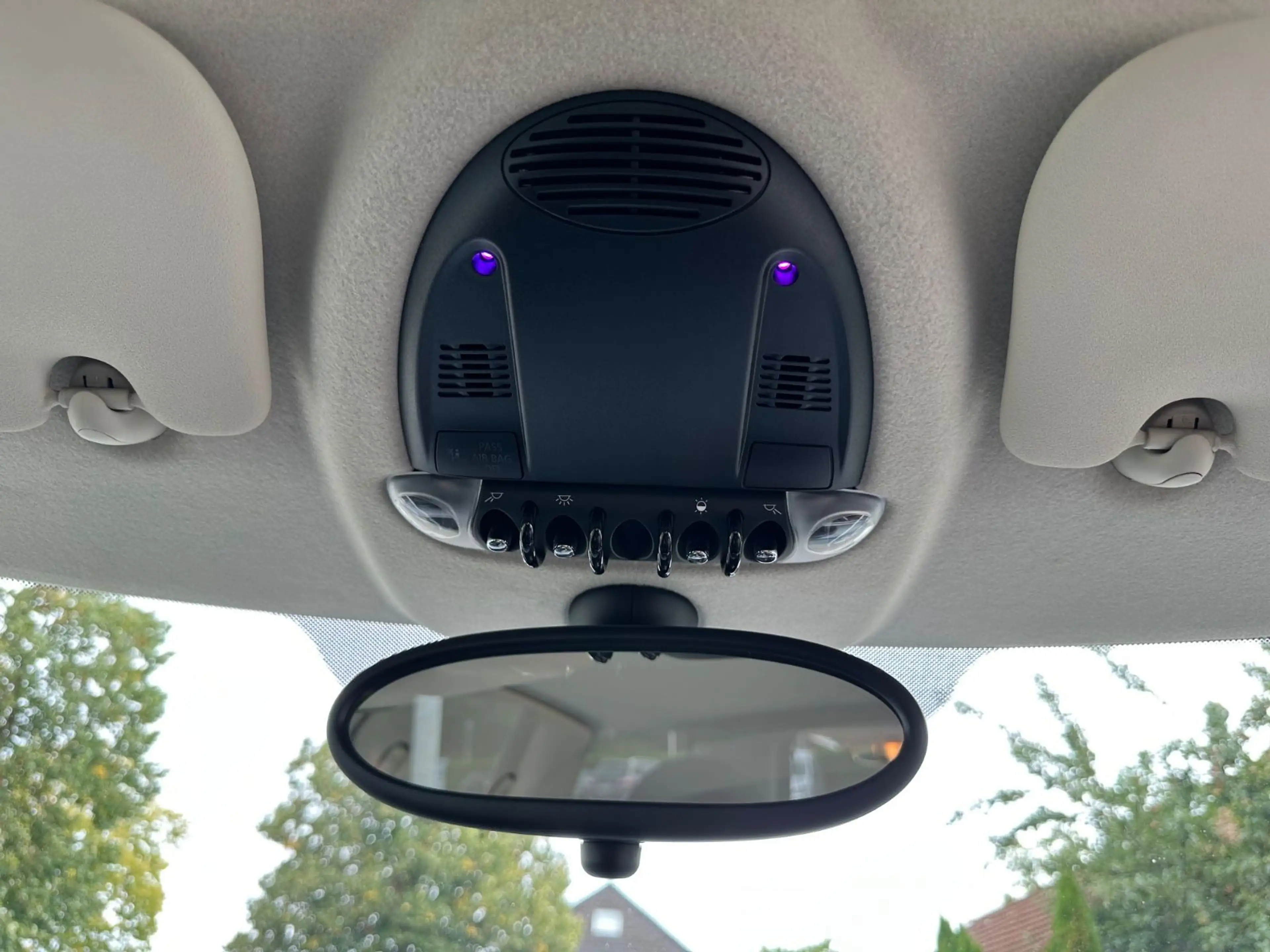 MINI One — photo 15
