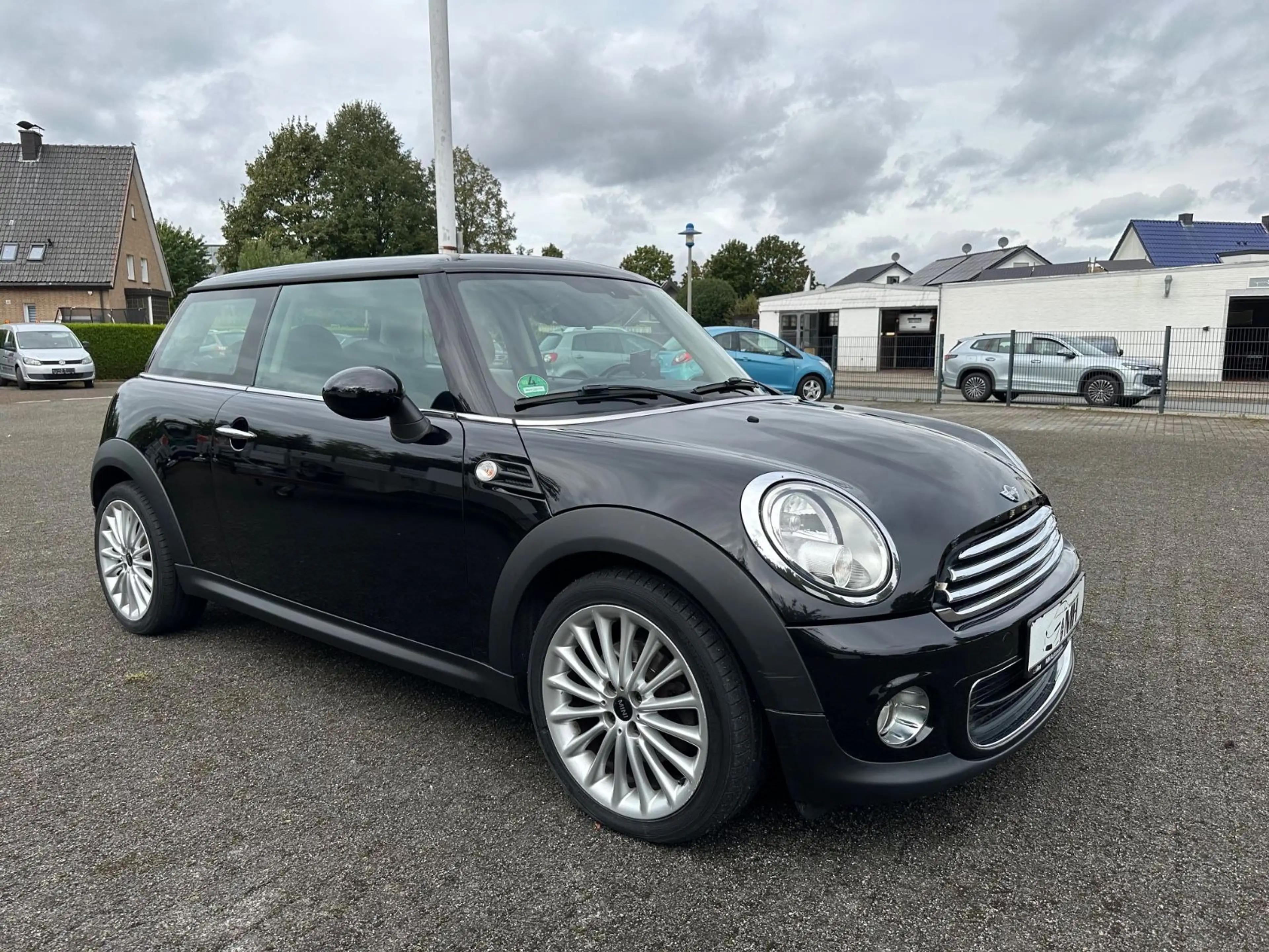MINI One — photo 6