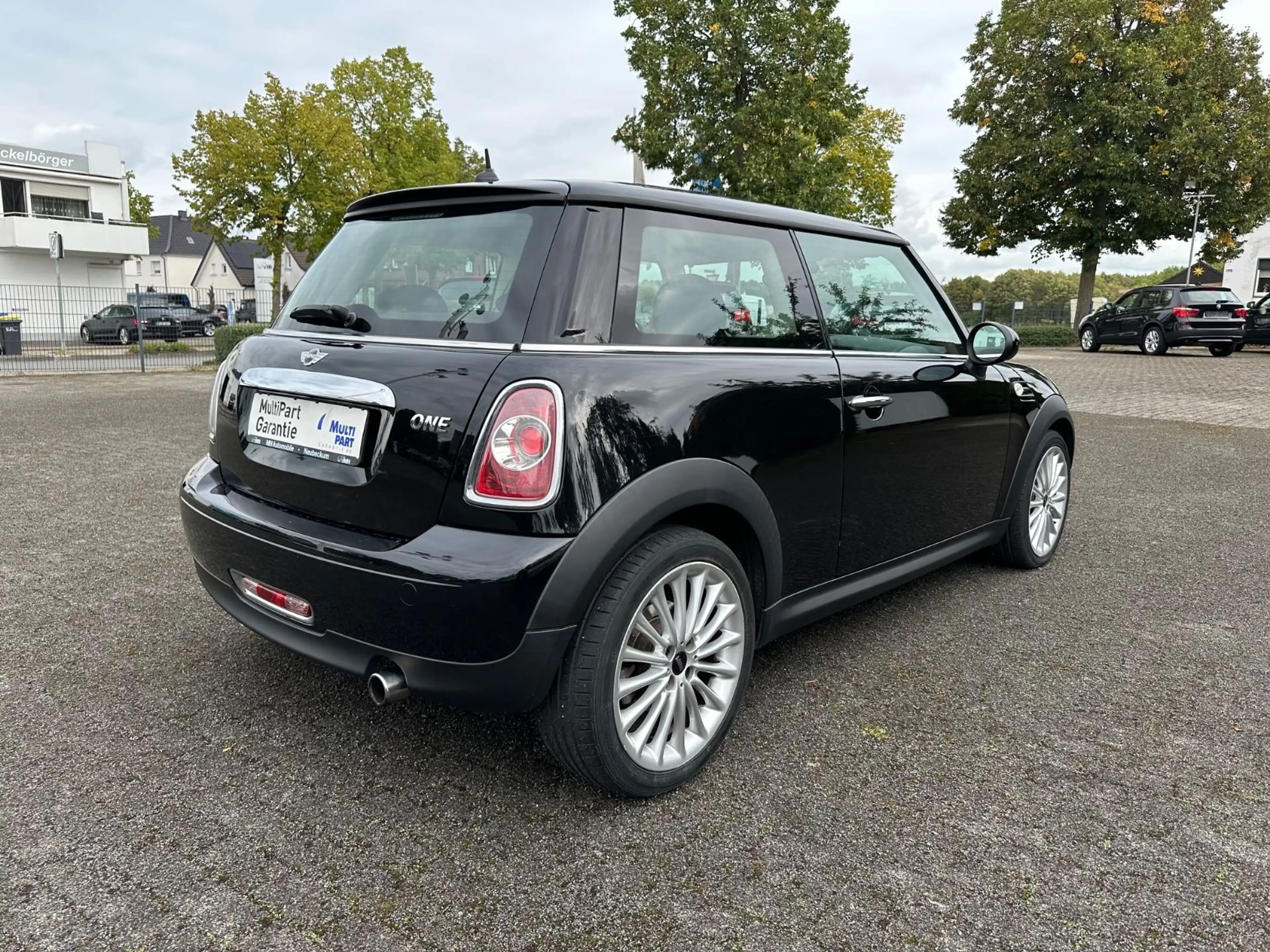 MINI One — photo 5