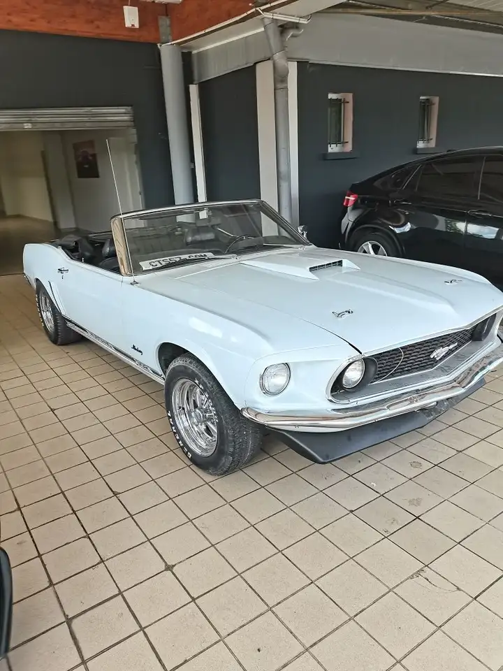 Ford MUSTANG CABRIOLET 5.0 302 CI V8, foto 2