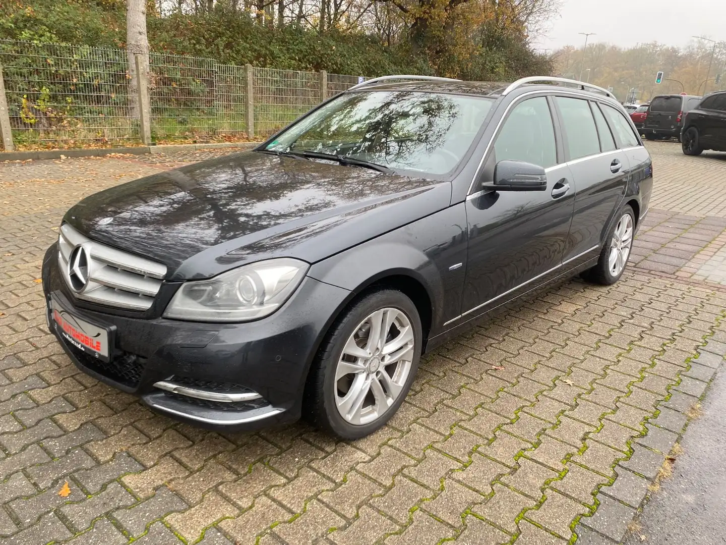 Mercedes-Benz C 220 CDI BlueEfficiency/ Langstreckenfahrzeug Noir - 2