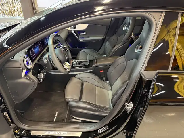 Mercedes-Benz Cla view 12