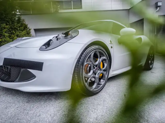 Alfa Romeo 4C 1750 TBi (Top-Zustand!) Ansicht 17