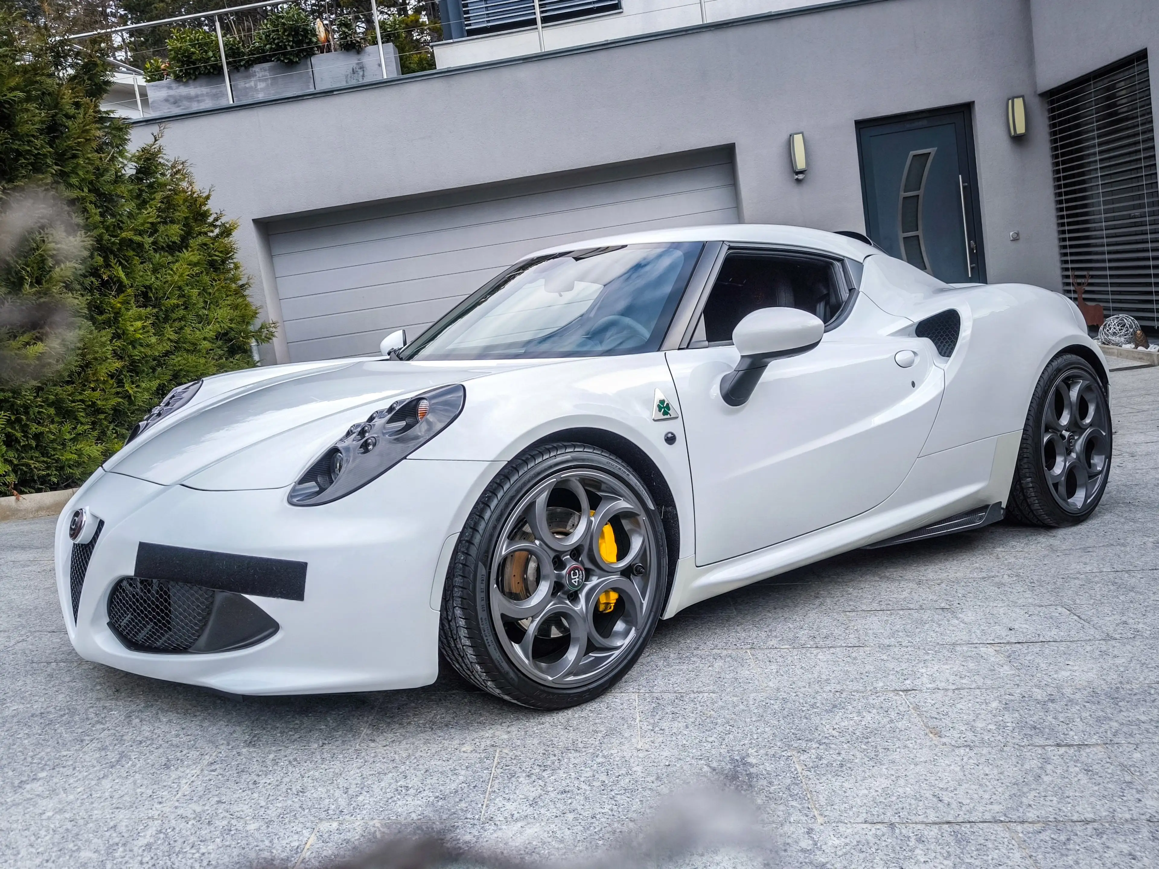 Alfa Romeo 4C 1750 TBi (Top-Zustand!)