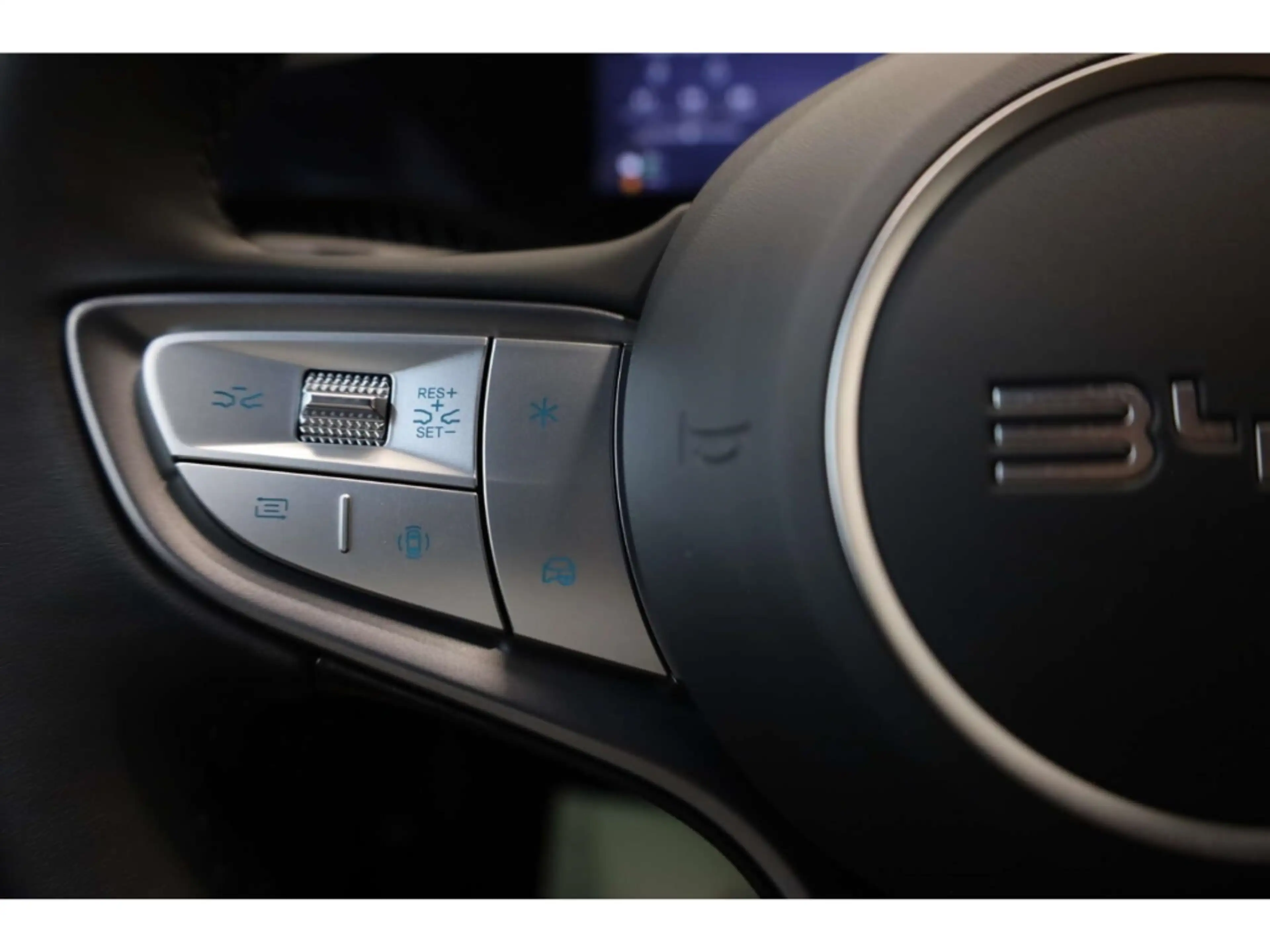 BYD Dolphin G DM-i Comfort — photo 15