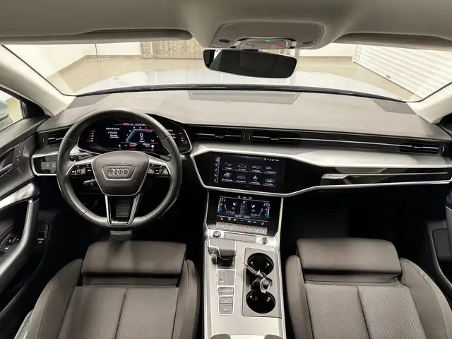 Audi A6 view 13