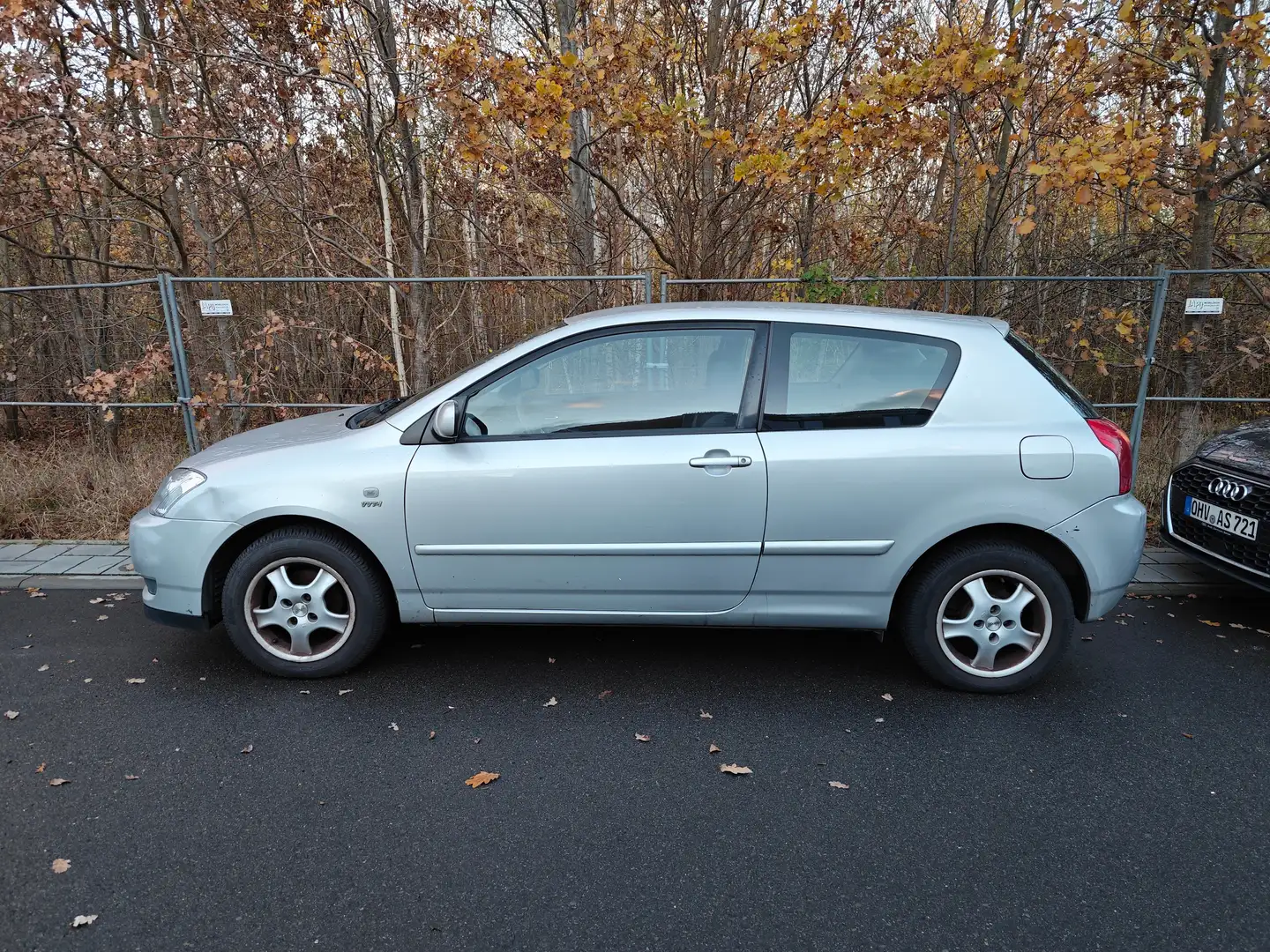 Toyota Corolla Corolla 1.4 Klima fahrbereit Silber - 2