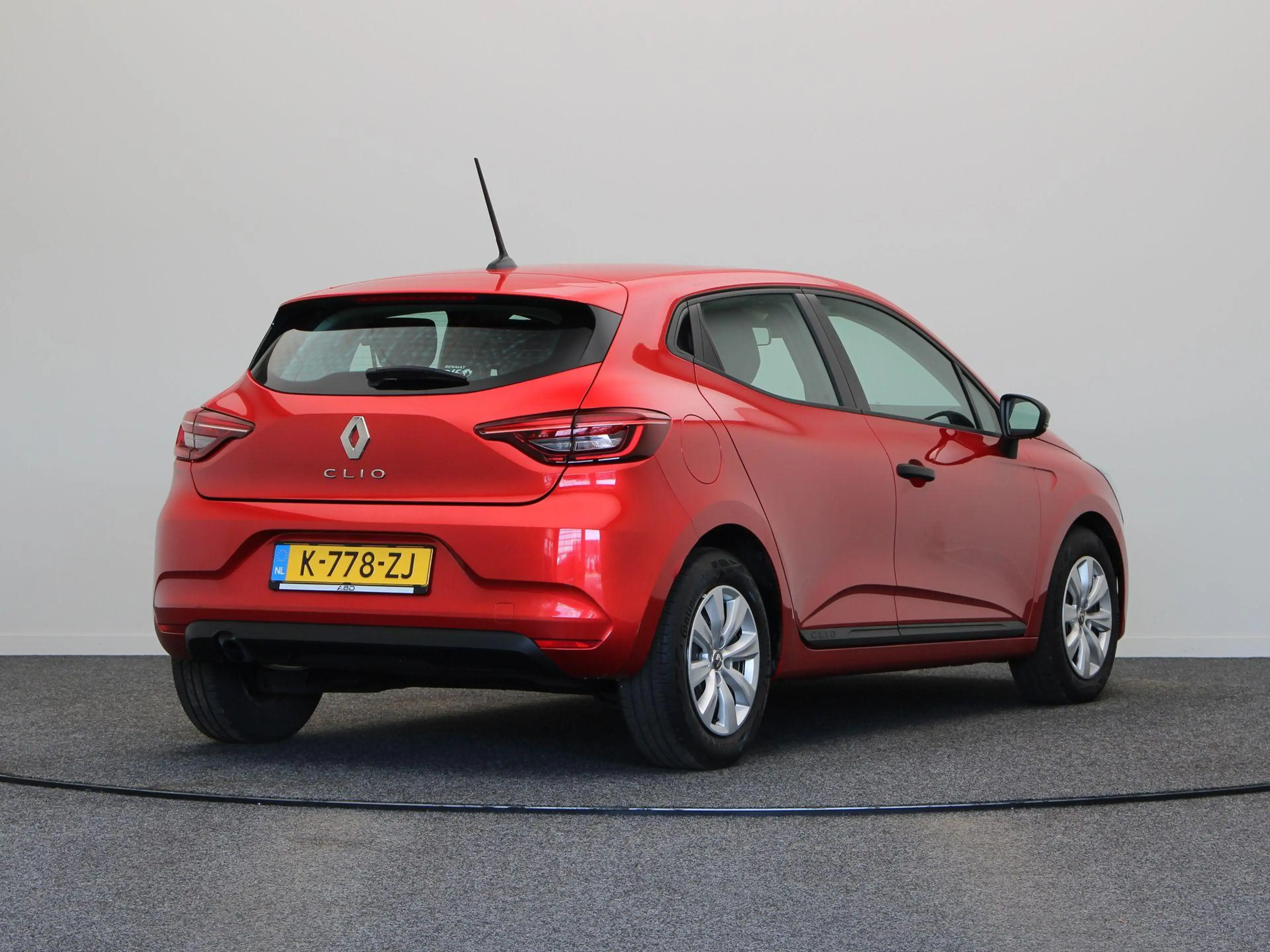 Renault Clio 1.0 TCe Life | Dealer onderhouden | 1e Eigenaar | — photo 11