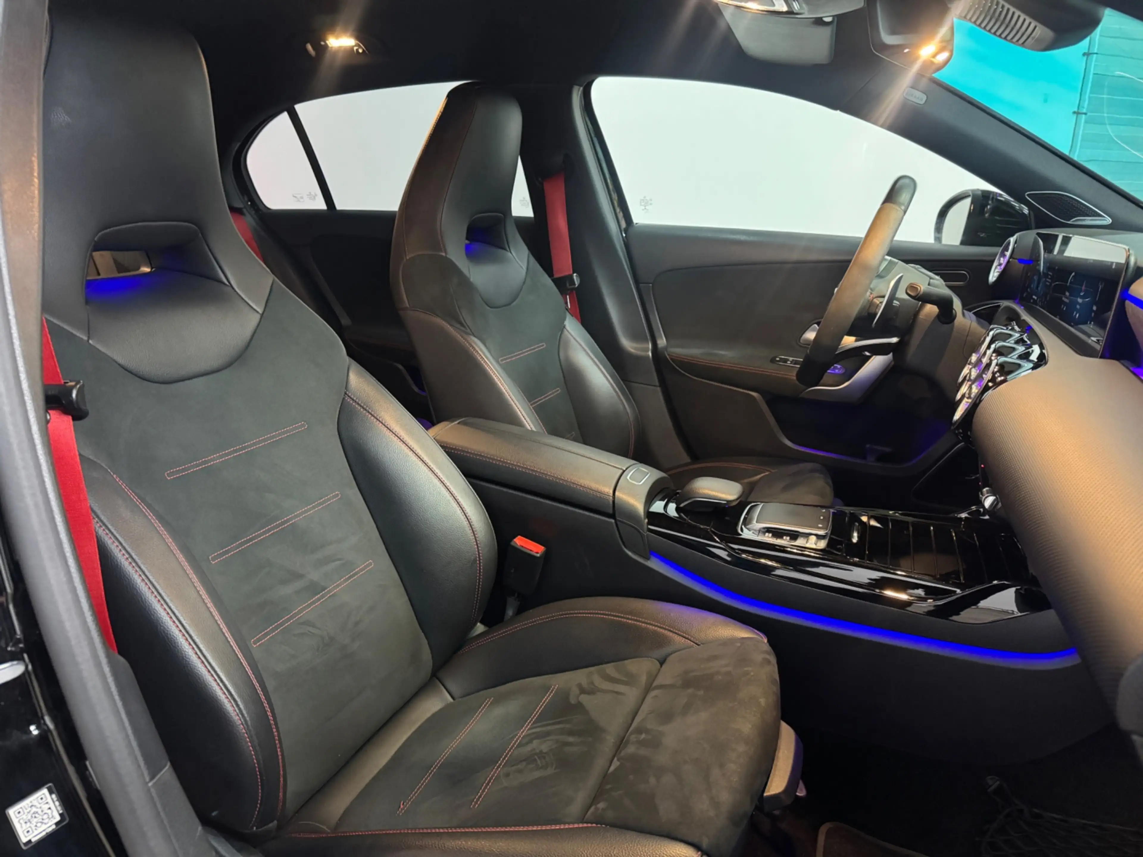 Mercedes-Benz A 35 AMG 4MATIC Edition 1|AUTOMAAT|306Pk| — photo 12