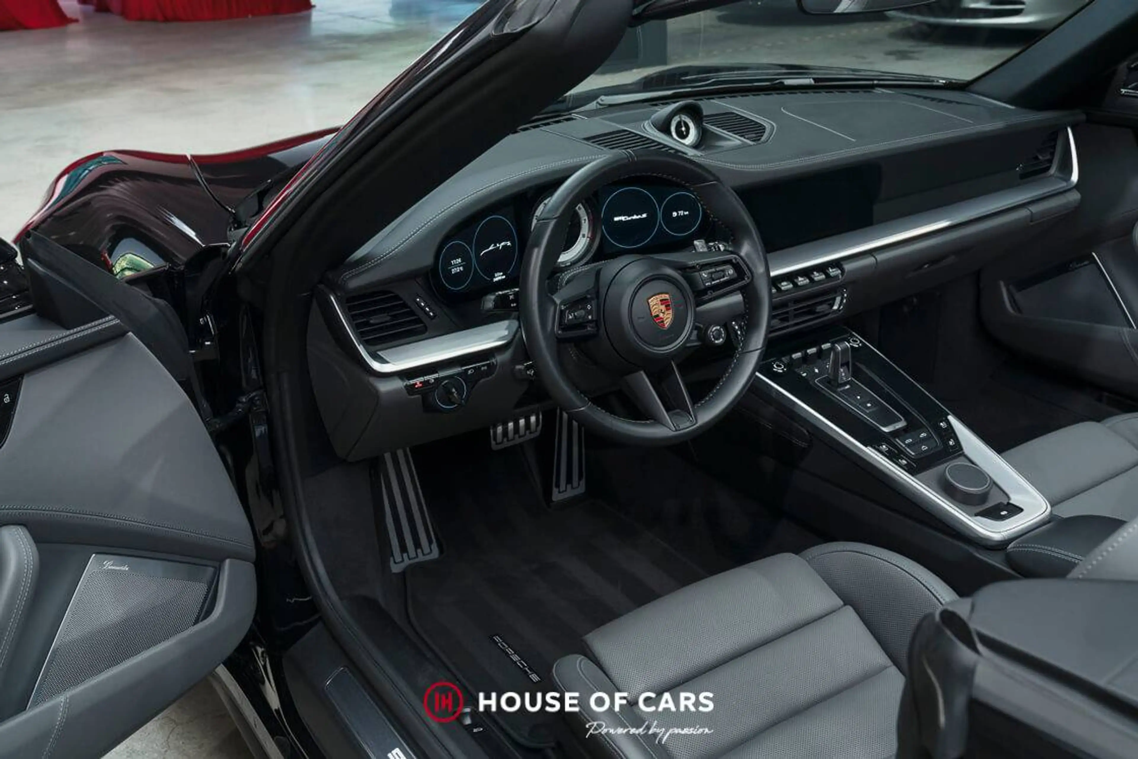 Porsche 911 992.1 Turbo S Cab PDK - Belgian car - 1st paint — photo 15