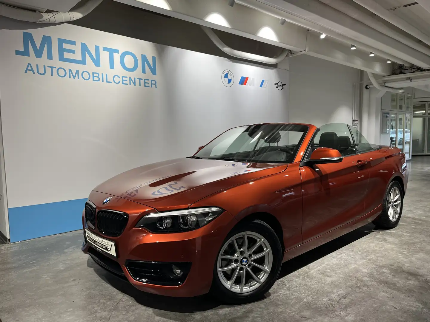 BMW 218 i  SportLine/RFK/Navi/DAB Orange - 1