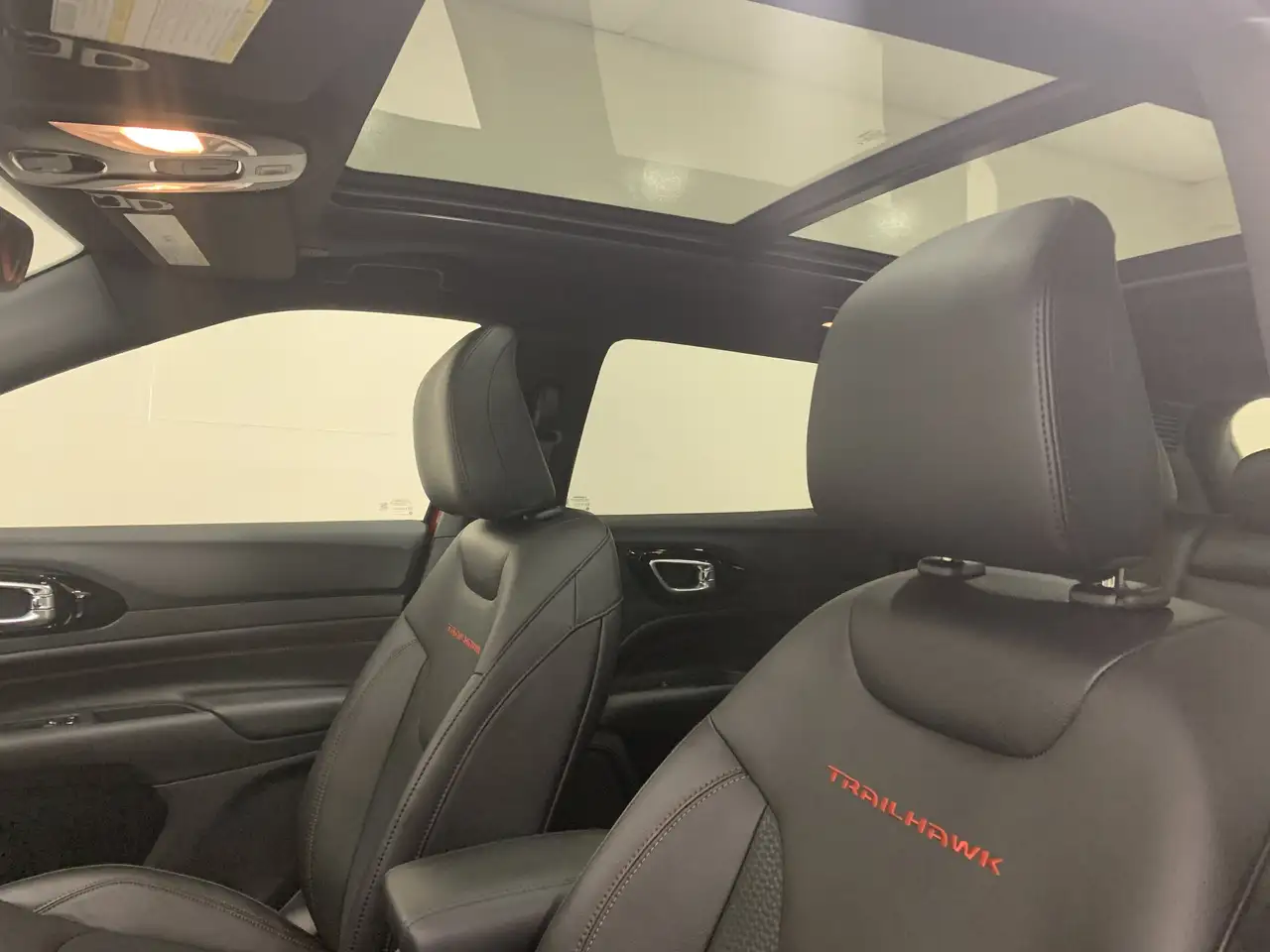 Jeep Compass снимка Jeep Compass