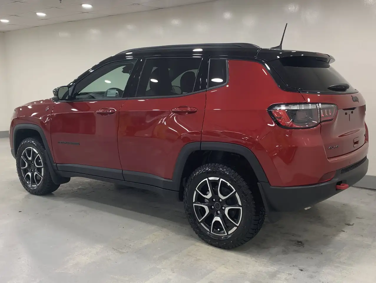 Jeep Compass снимка Jeep Compass