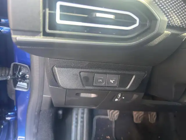 Dacia Sandero view 13