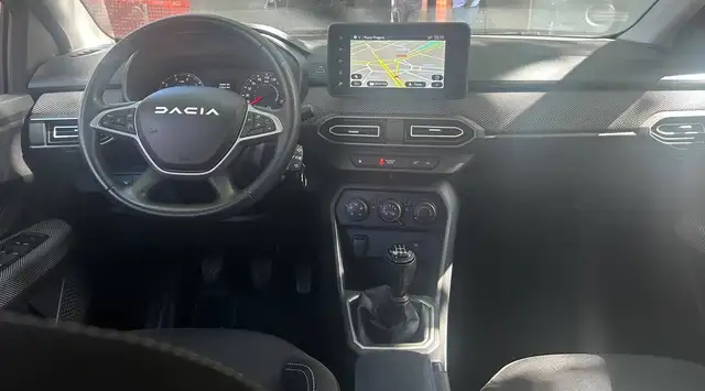 Dacia Sandero view 8