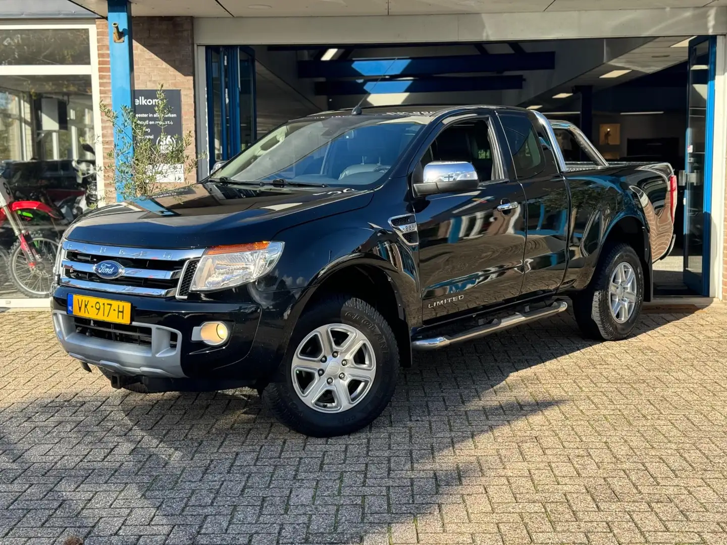 Ford Ranger 2.2 TDCi Limited Super Cab 2014 4X4 Trekh BTW! Zwart - 2