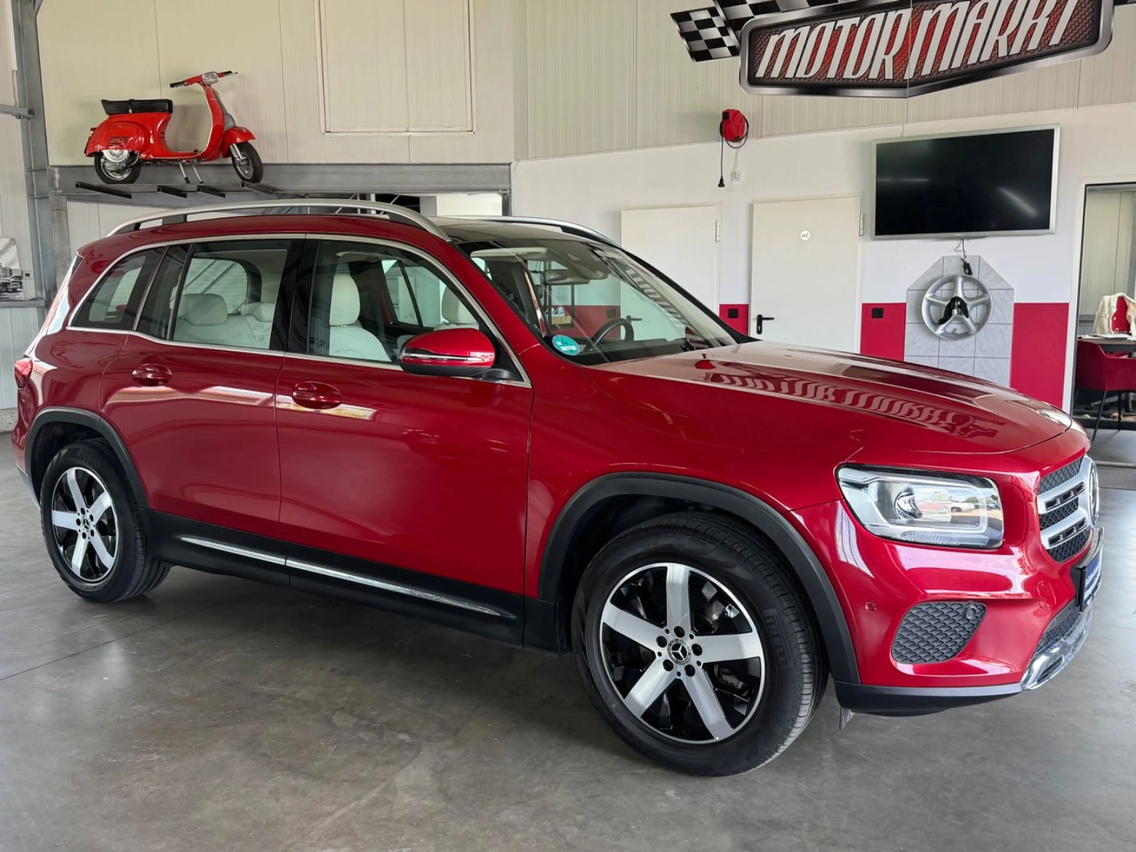 Mercedes-Benz GLB 200 d DCT /ACC/Pano./Kamera/Leder/1Hand./ — photo 8
