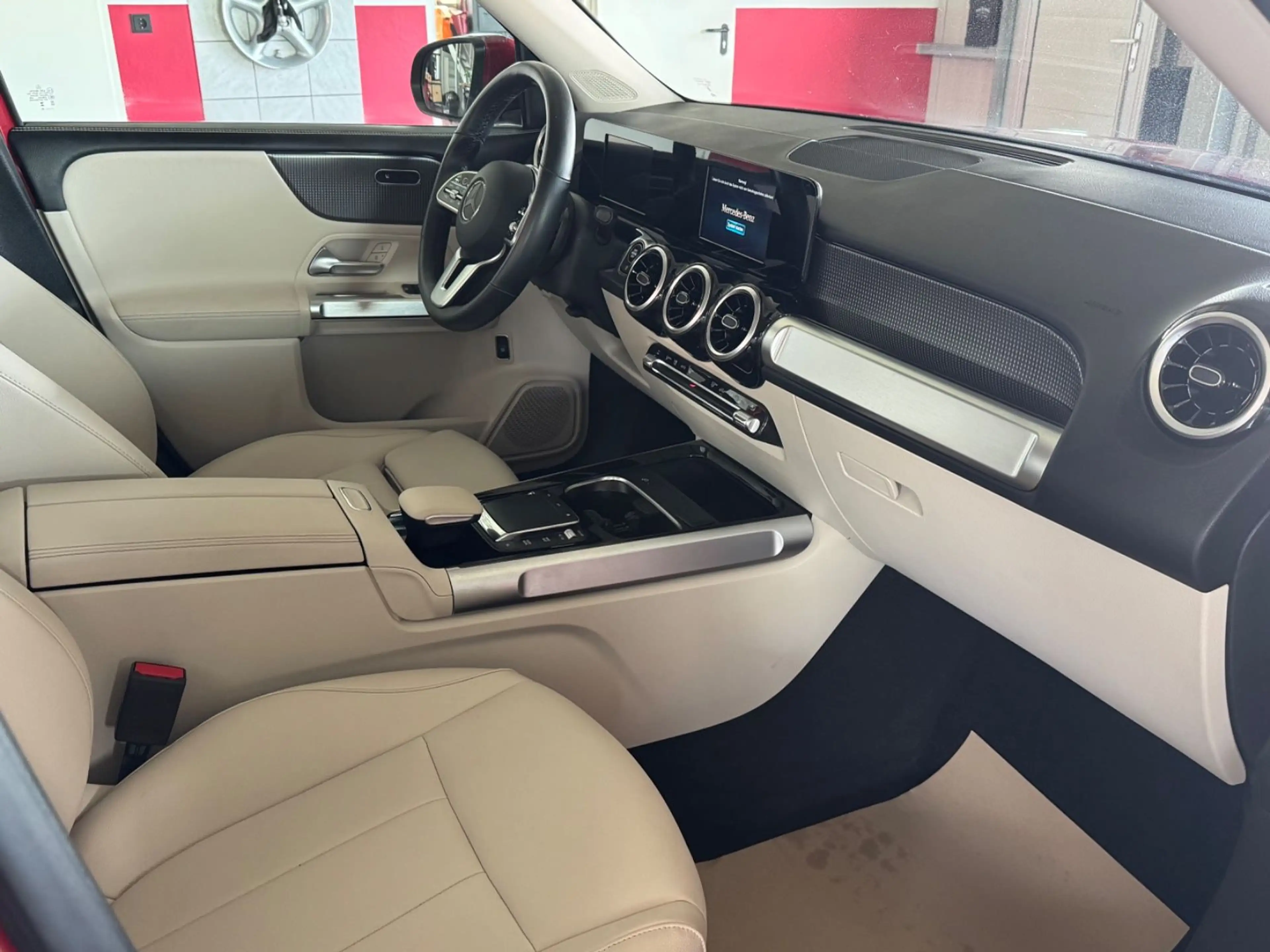 Mercedes-Benz GLB 200 d DCT /ACC/Pano./Kamera/Leder/1Hand./ — photo 15