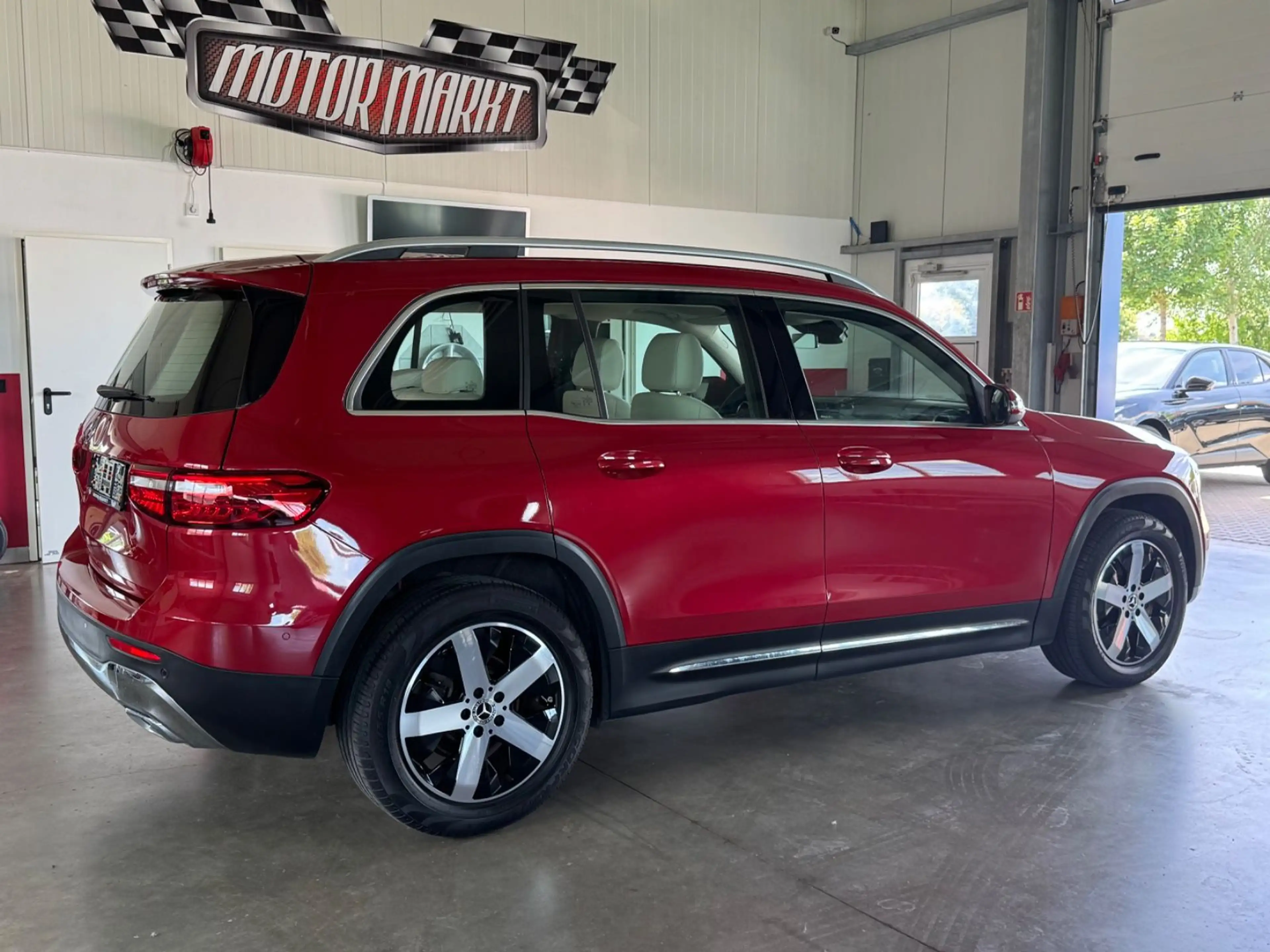 Mercedes-Benz GLB 200 d DCT /ACC/Pano./Kamera/Leder/1Hand./ — photo 6