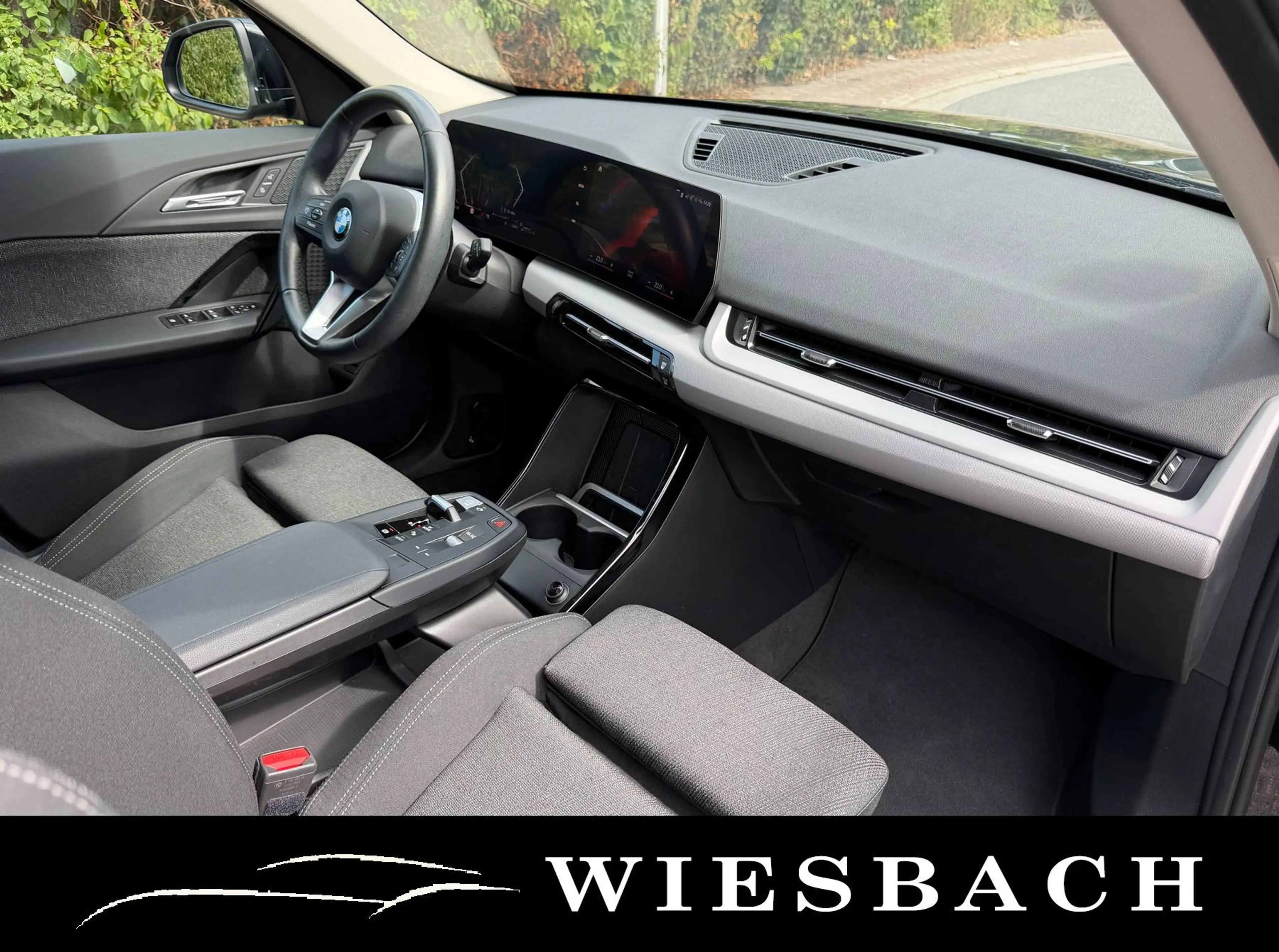 BMW X1 sDrive 18d Automatik LED ANHÄNGER ASSIST KAMERA — photo 11