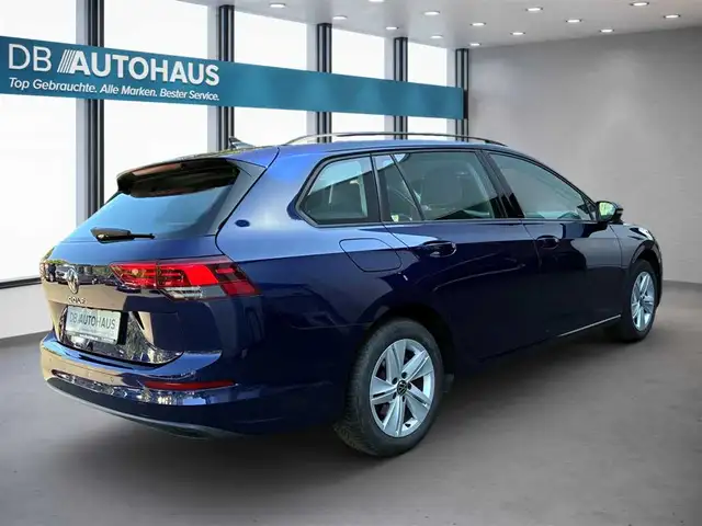 Volkswagen Golf view 4