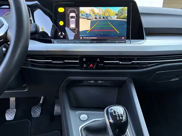 Volkswagen Golf view 12