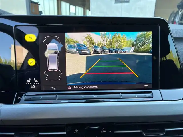 Volkswagen Golf view 11