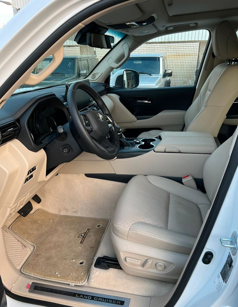 Toyota Land Cruiser 300 70thANV+NEU+EUreg+RearTV+415HP+VOLL+HUD — photo 10
