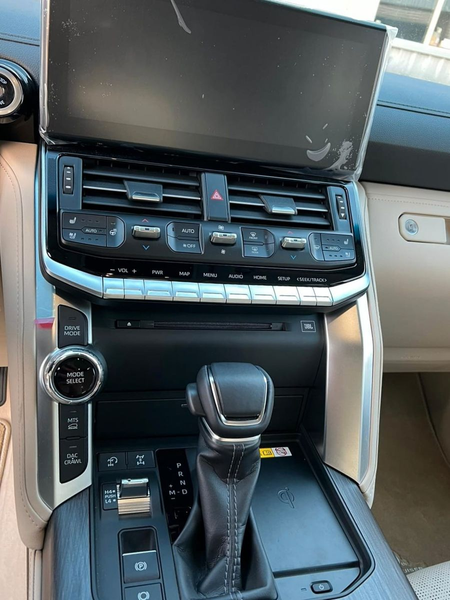 Toyota Land Cruiser 300 70thANV+NEU+EUreg+RearTV+415HP+VOLL+HUD — photo 13
