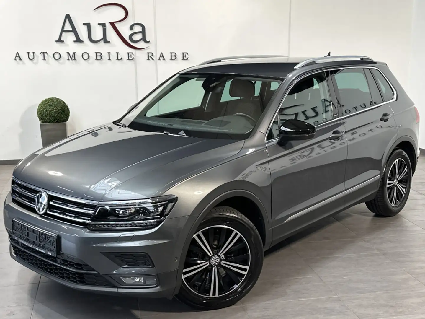 Volkswagen Tiguan 2.0 TDI DSG IQ.DRIVE NAV+LED+AHK+HUD+KAM Grau - 2
