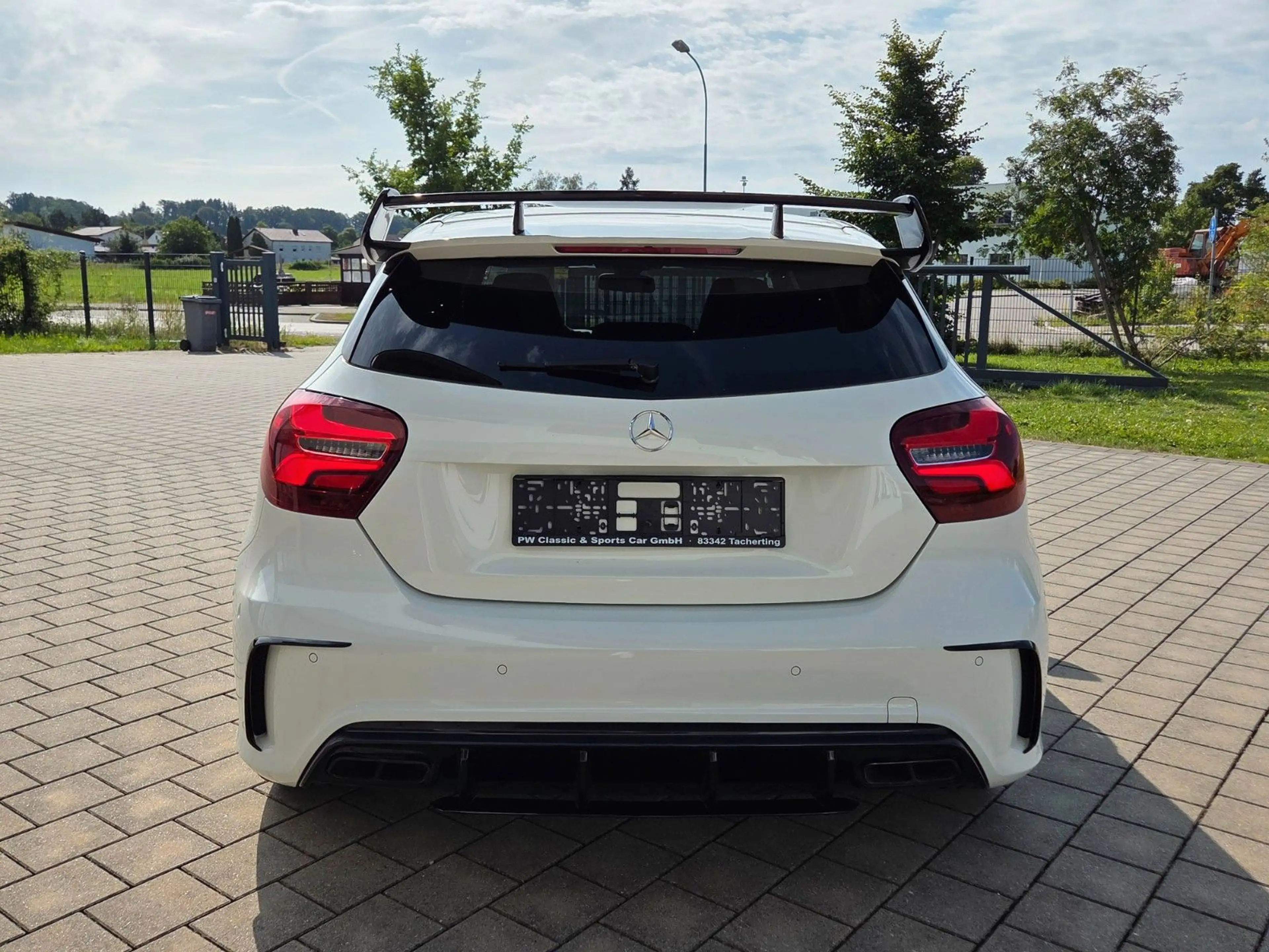 Mercedes-Benz A 45 AMG 4Matic Sport *LED *Aero* — photo 5