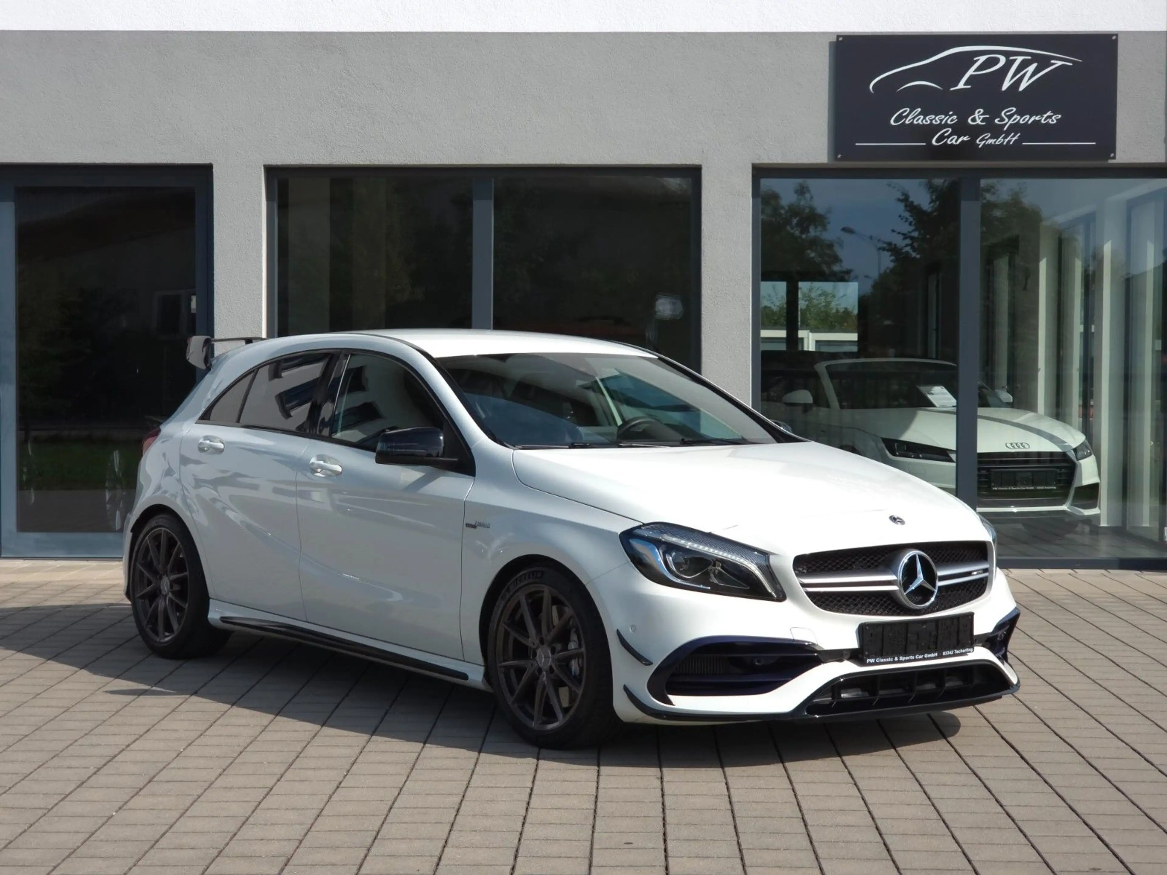 Mercedes-Benz A 45 AMG 4Matic Sport *LED *Aero*
