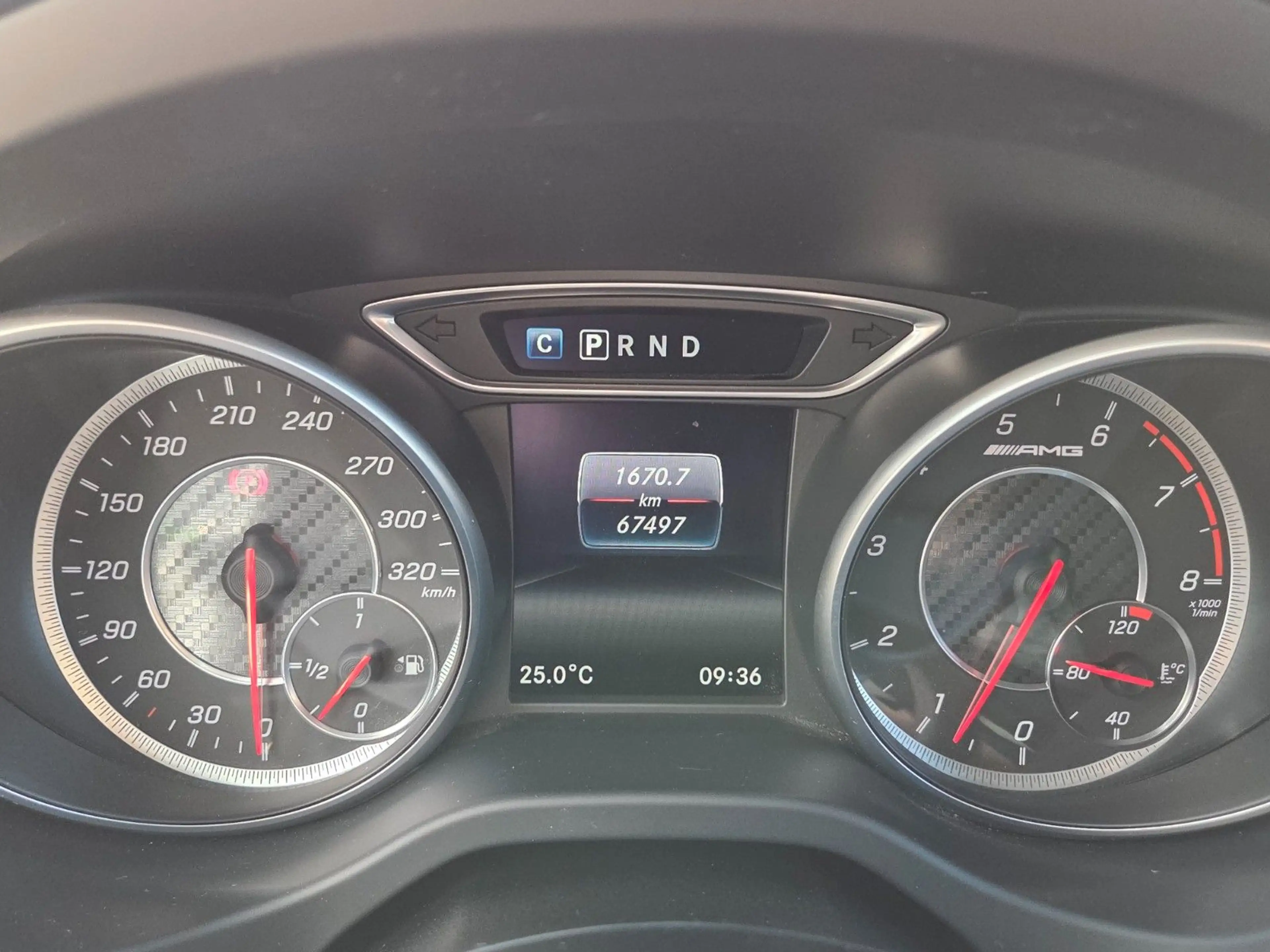 Mercedes-Benz A 45 AMG 4Matic Sport *LED *Aero* — photo 17