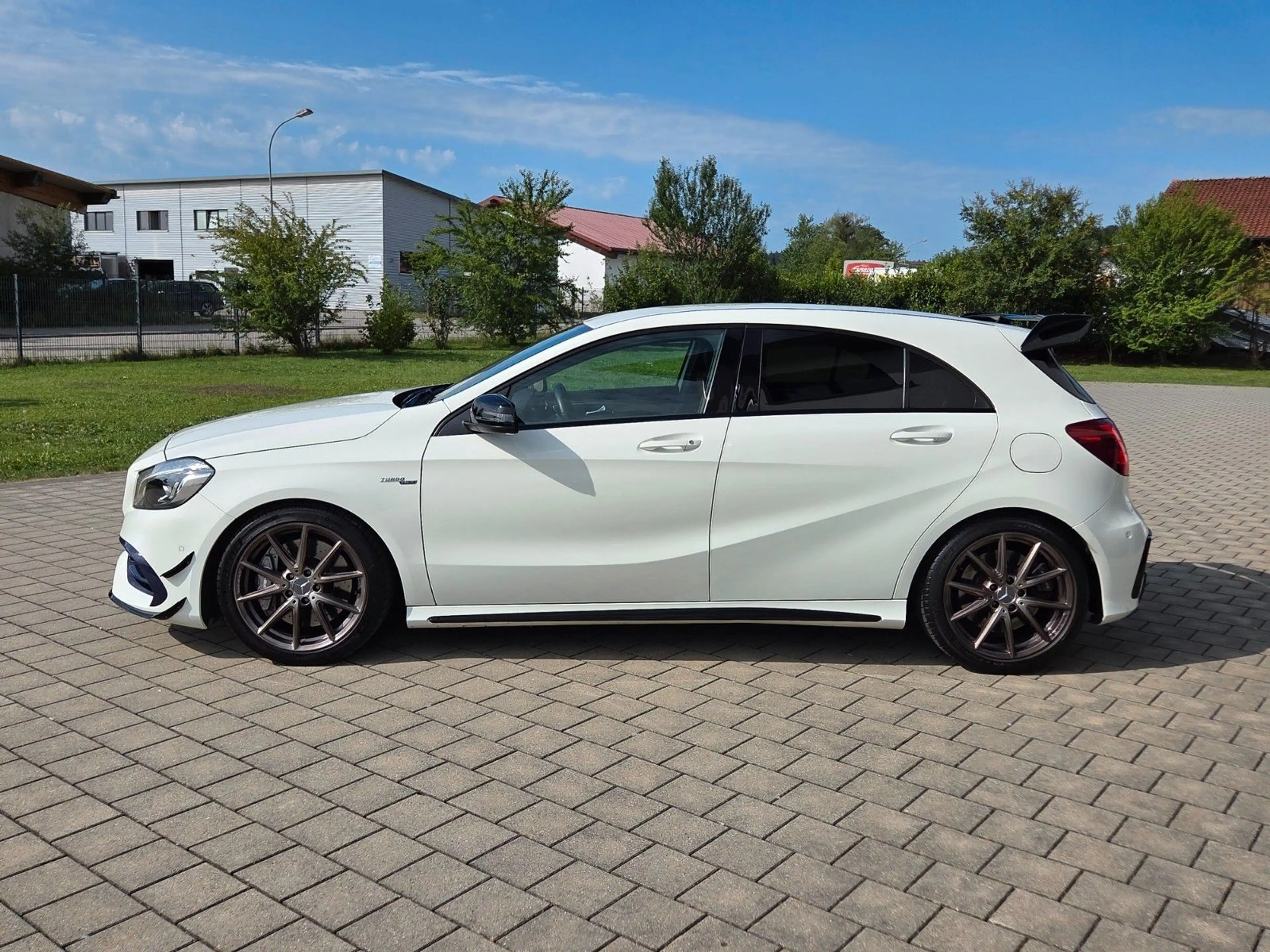 Mercedes-Benz A 45 AMG 4Matic Sport *LED *Aero* — photo 7