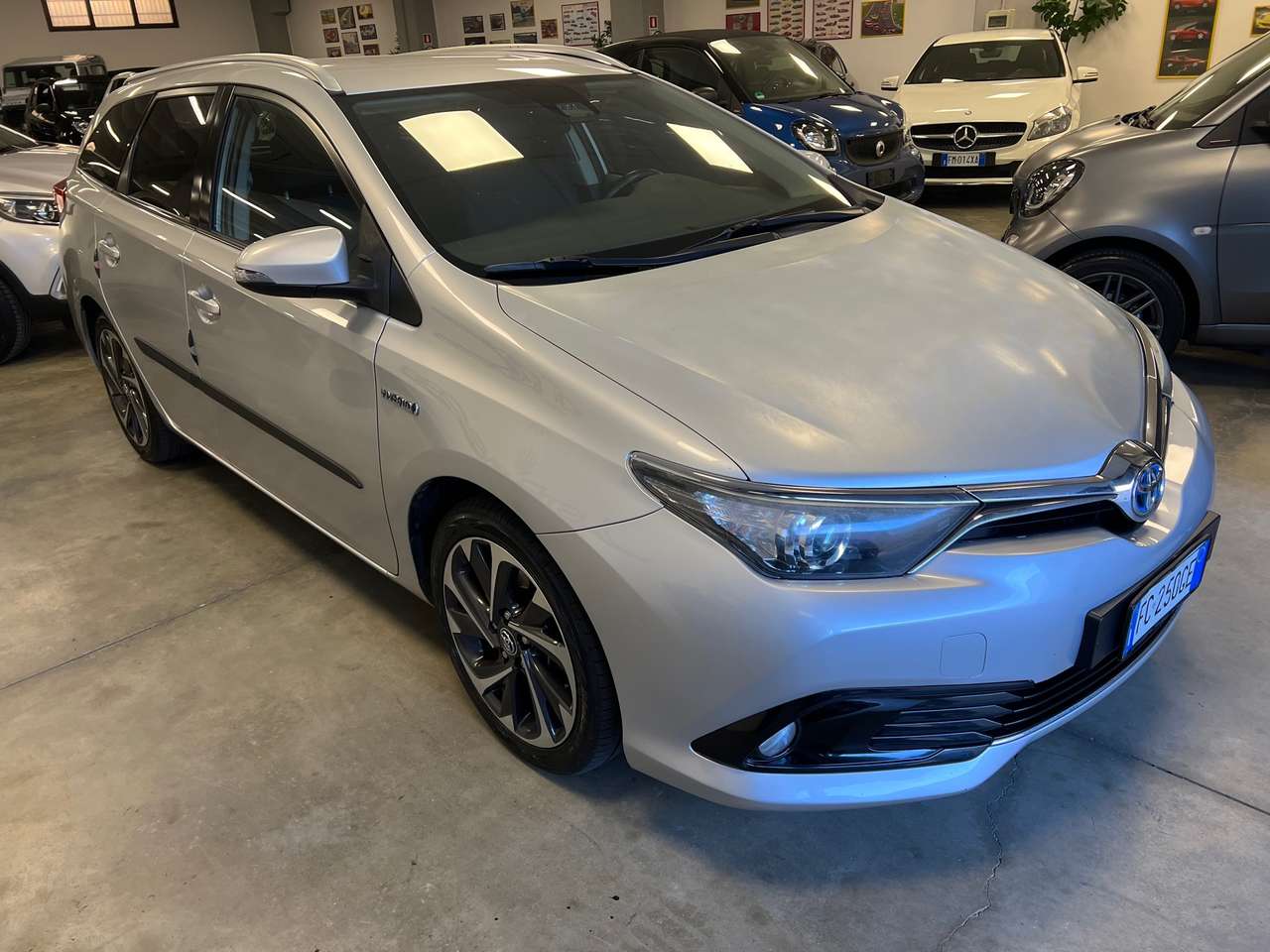 Toyota Auris Touring 1.8 Hybrid Lounge Garanzia Estesa