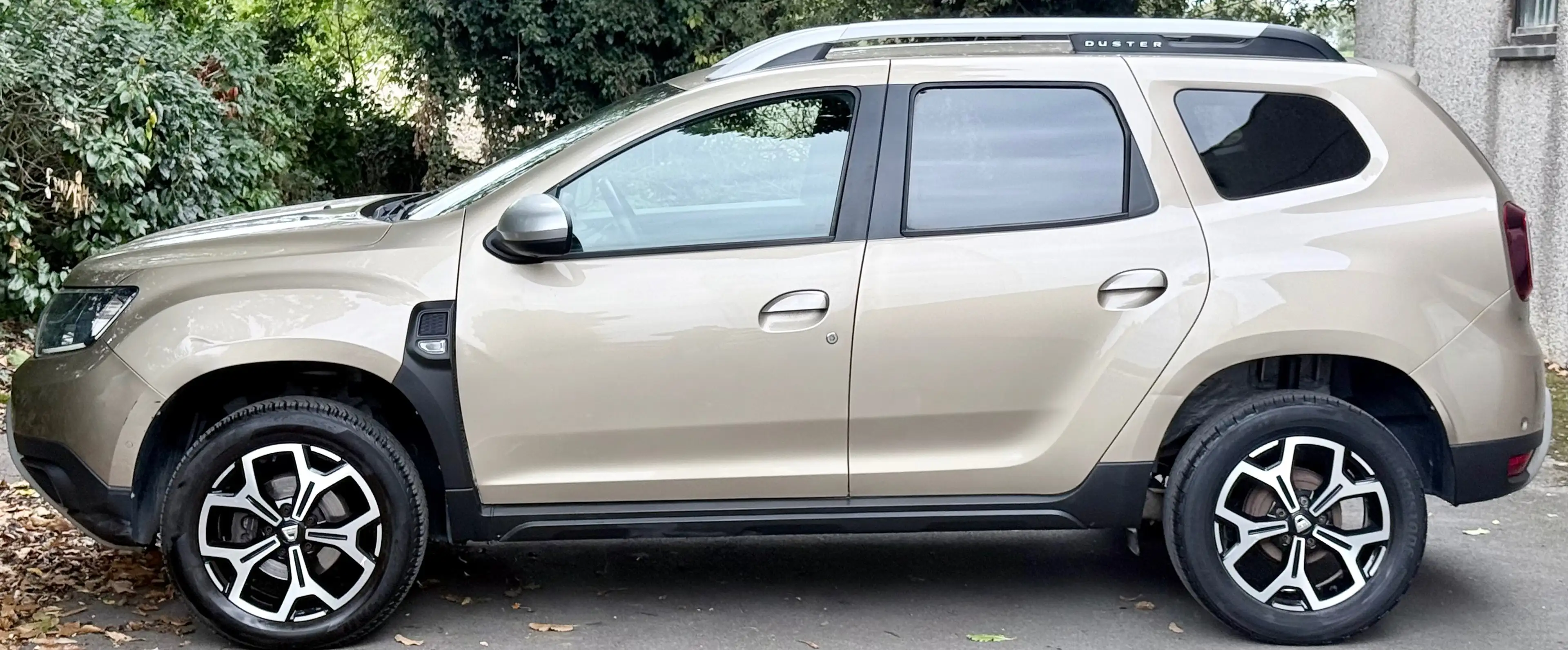 Dacia Duster 1ERE MAIN // CLIMATISATION // 1.5 DCI // BOITE 6 // LEZ BXL OK — photo 7