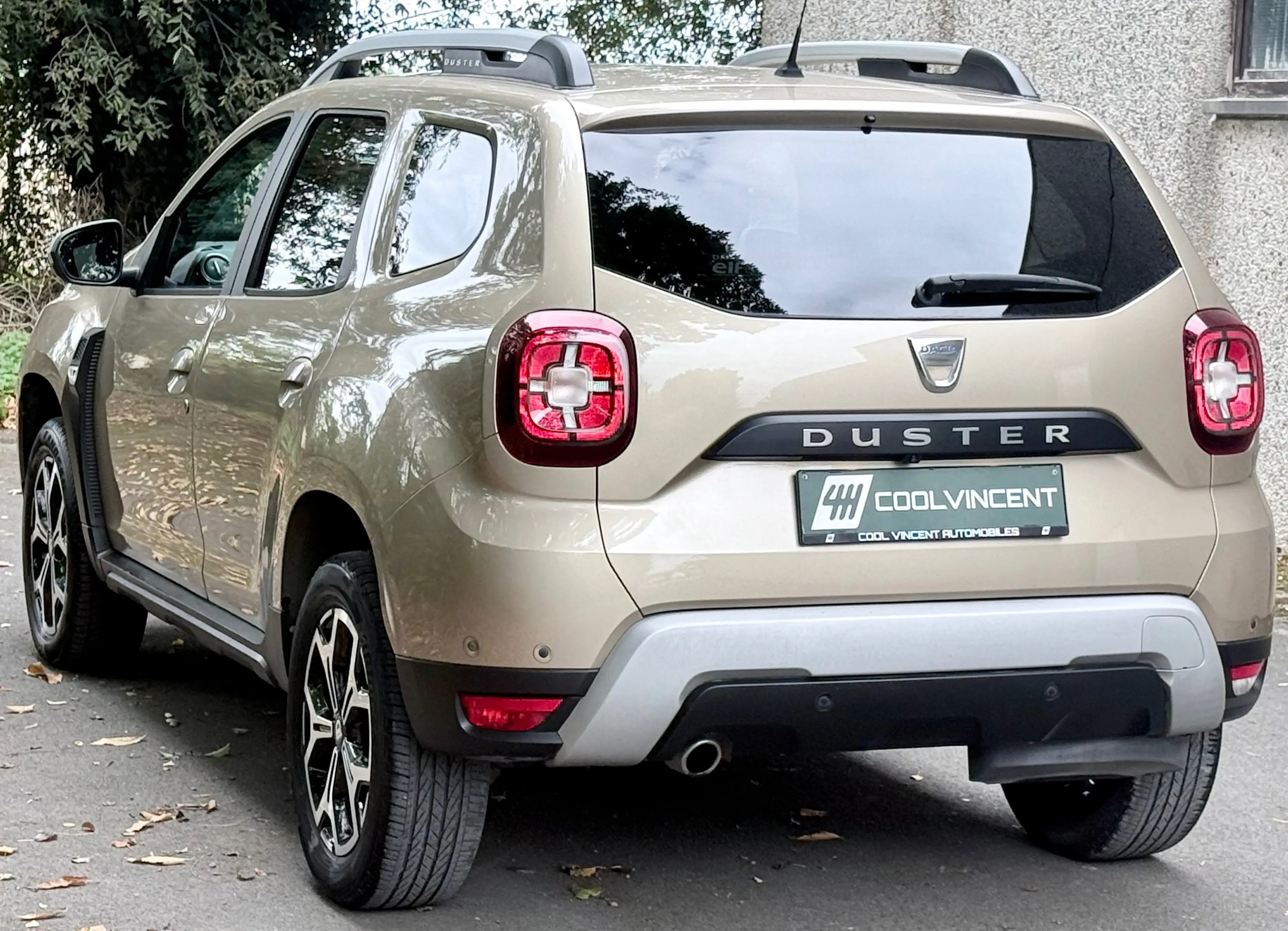 Dacia Duster 1ERE MAIN // CLIMATISATION // 1.5 DCI // BOITE 6 // LEZ BXL OK — photo 4