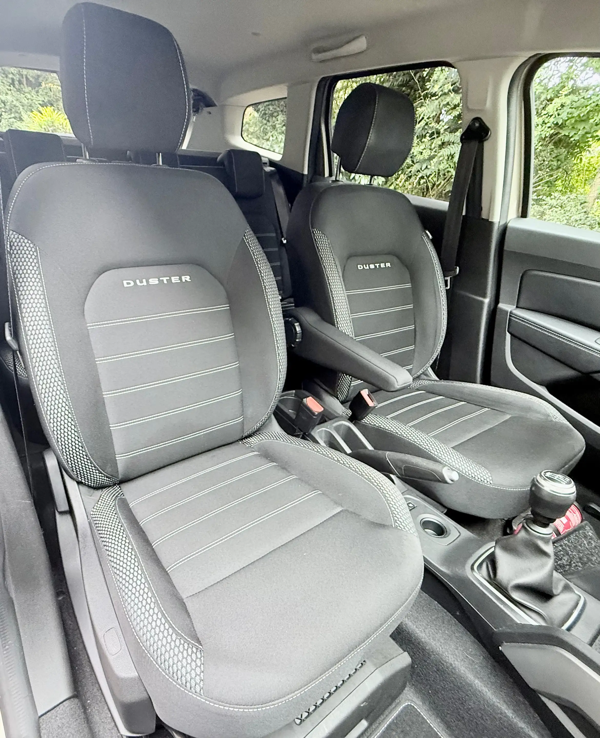 Dacia Duster 1ERE MAIN // CLIMATISATION // 1.5 DCI // BOITE 6 // LEZ BXL OK — photo 14