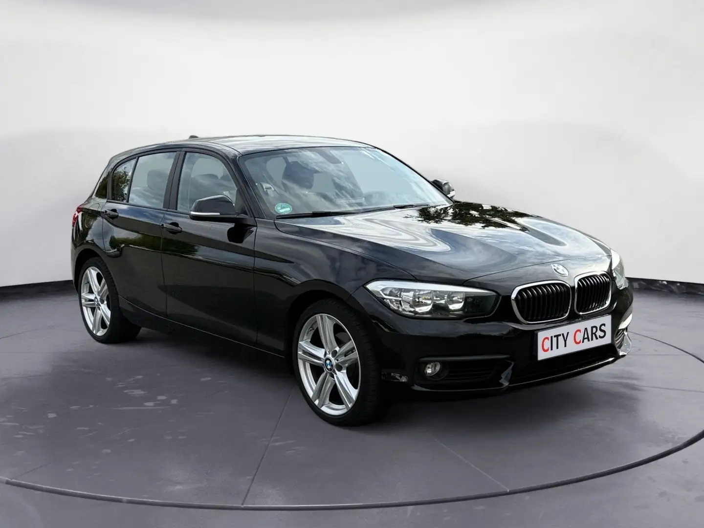 BMW 118 Baureihe 1 Lim. 5-trg. 118 i Noir - 2