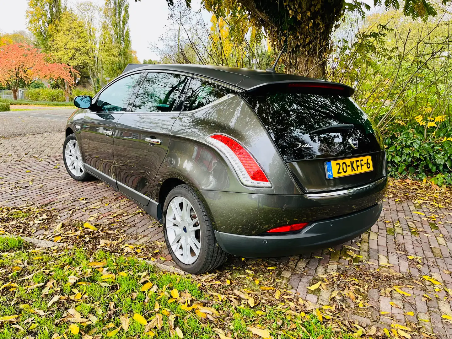 Lancia Delta Delta 1.4-16V Oro Grijs - 2